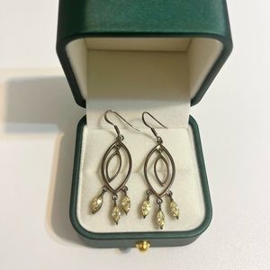 Dangle earrings